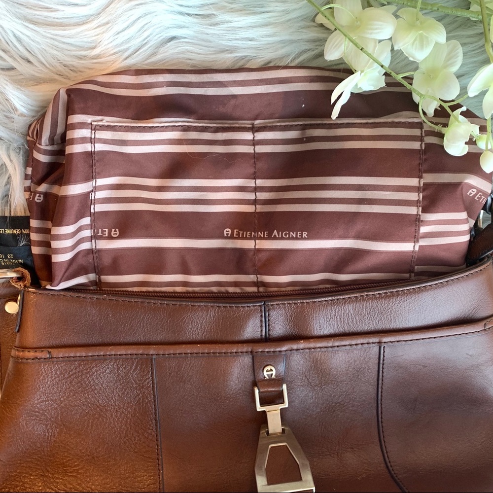 Etienne Aigner Shoulder Handbag ❤️ - Picture 4 of 7